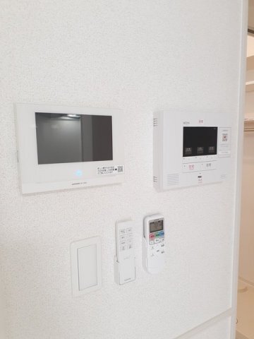 拡大写真:オレンジヴィラージュ 1階103の落ち着いた色調のトイレです