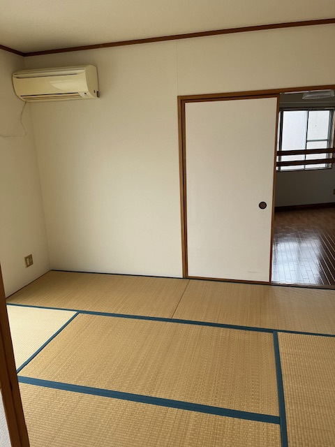 拡大写真:Yotuba biru 4階401の和室