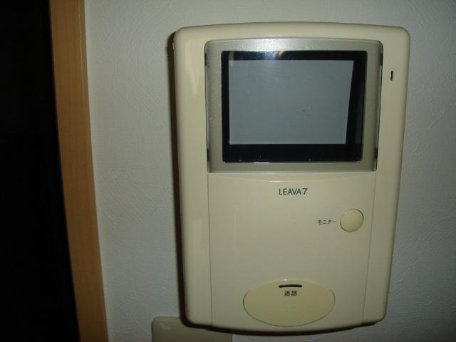 拡大写真:パピヨンフィオーレ 2階205のカメラ付インターホン