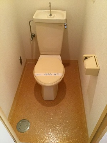 拡大写真:小徳ビル 1階102のトイレ