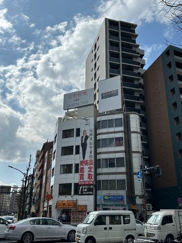 拡大写真:ZOOM本郷 4階402の建物外観