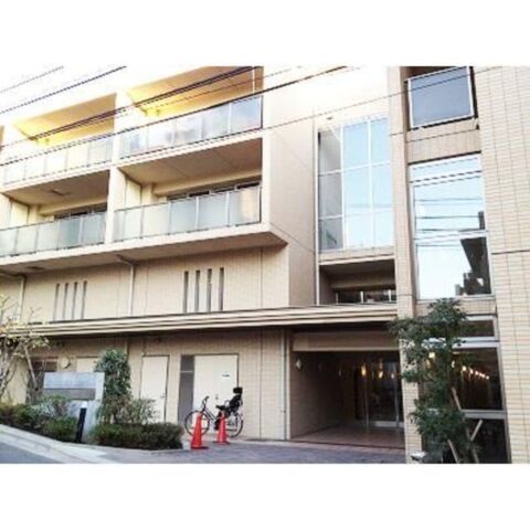 拡大写真:マチュリティ小石川 1階102のエントランス
