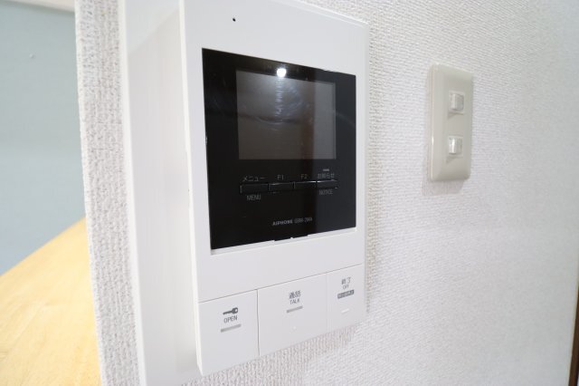 拡大写真:フローラルコート橘 2階206のセキュリティ