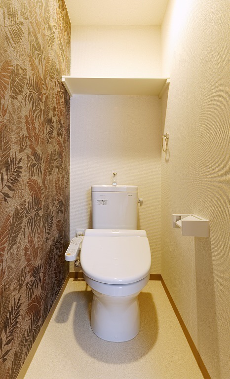 拡大写真:フジパレス立花町Ⅱ番館 3階302のトイレ