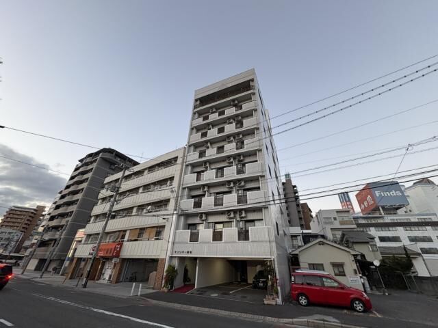 サンリバー新宅の外観