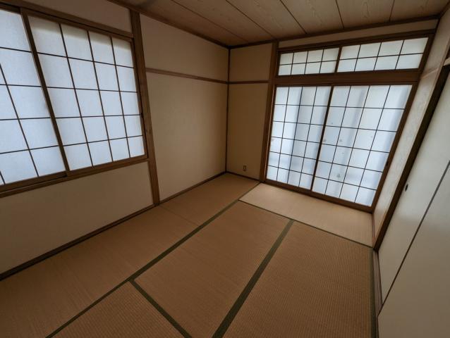 拡大写真:広島市東区牛田早稲田1丁目 2階2の居間
