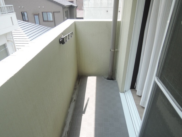 拡大写真：広島市中区十日市町２丁目 2階203のバルコニー