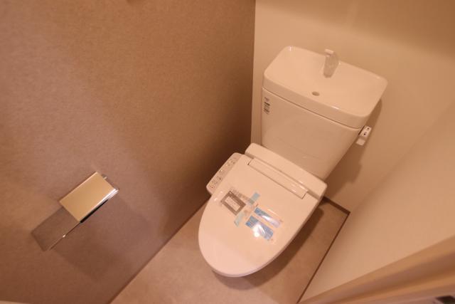 拡大写真:広島市中区鶴見町 2階201のトイレ