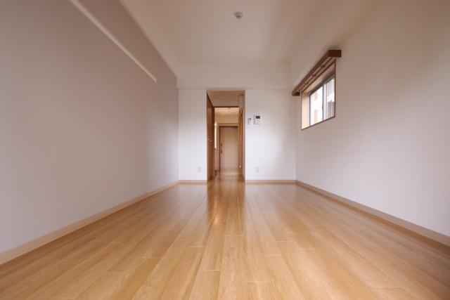 拡大写真:GRACE PARK CITY 6階604の居間