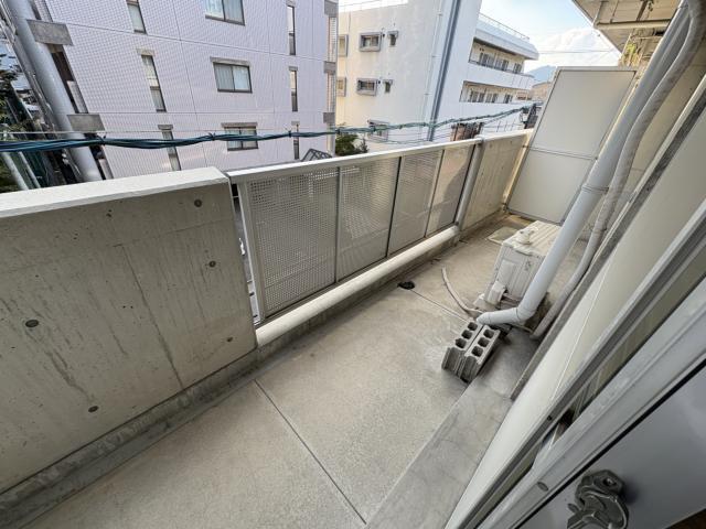 拡大写真:フルタビル 3階302のバルコニー