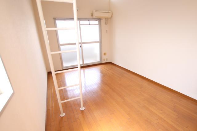 拡大写真:舟入FLATS 5階506の居間