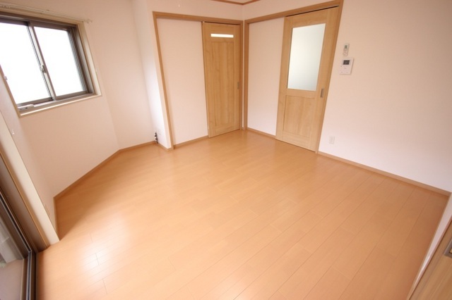 拡大写真:千田ビル 3階302の居間