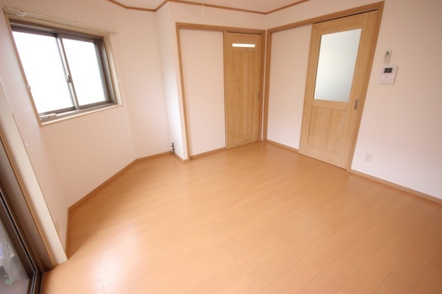 拡大写真:千田ビル 3階302の居間