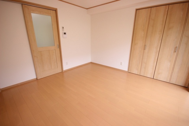 拡大写真:千田ビル 3階302の居間