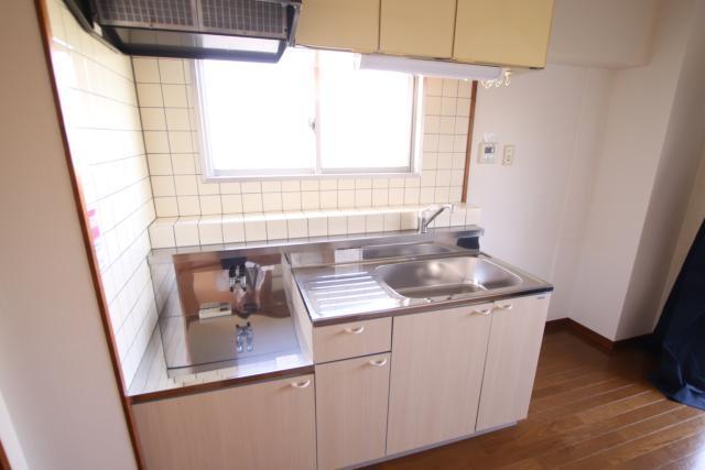 拡大写真:小田ビル 4階401のキッチン