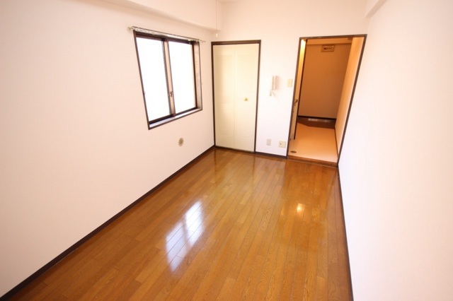 拡大写真:DICEbldg.大手町1 2階203の居間