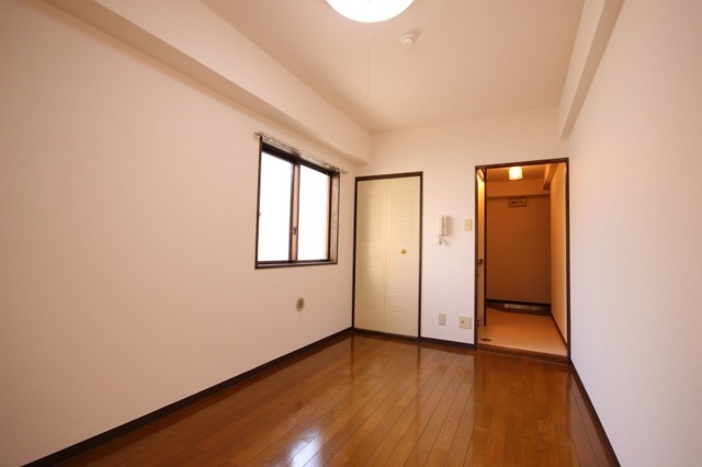 拡大写真:DICEbldg.大手町1 2階203の居間