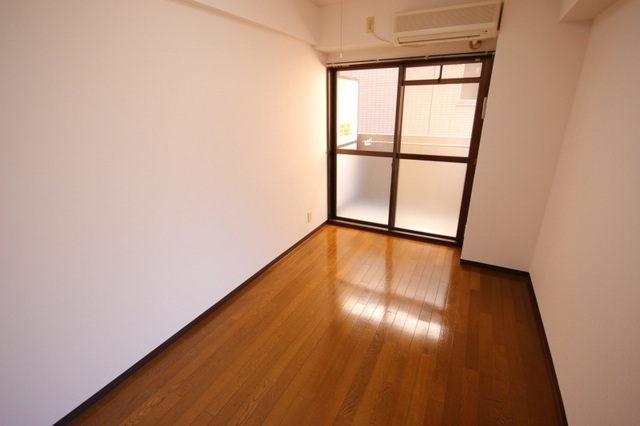 拡大写真:DICEbldg.大手町1 2階203の居間