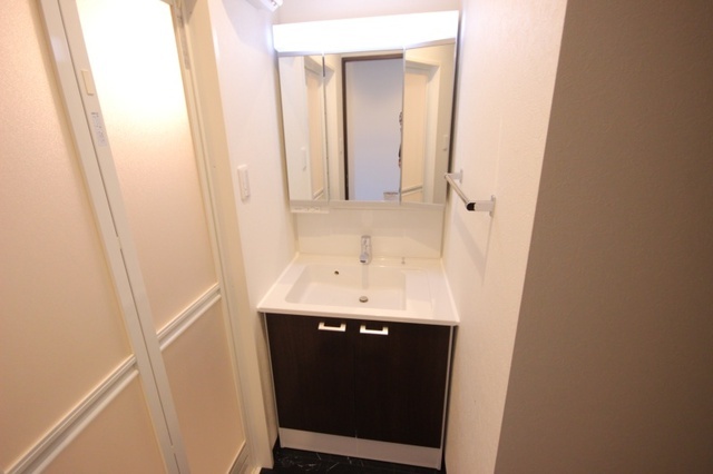 拡大写真:広島市中区河原町 10階1002の洗面台