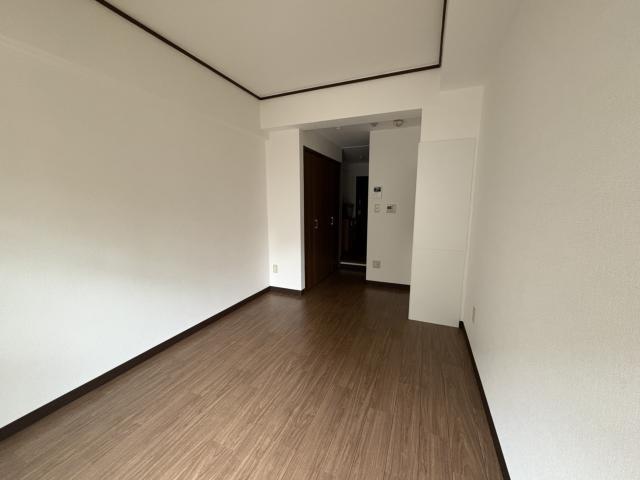 拡大写真：月森大手町ビル 3階304の居間