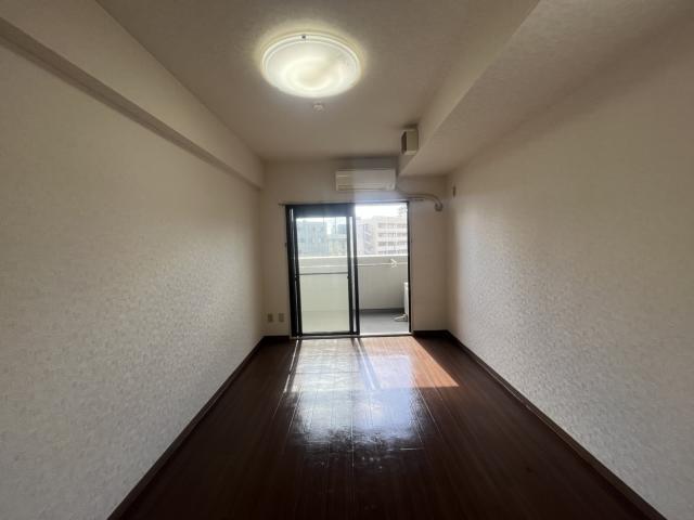 拡大写真:朝日プラザ横川駅前 6階604の居間