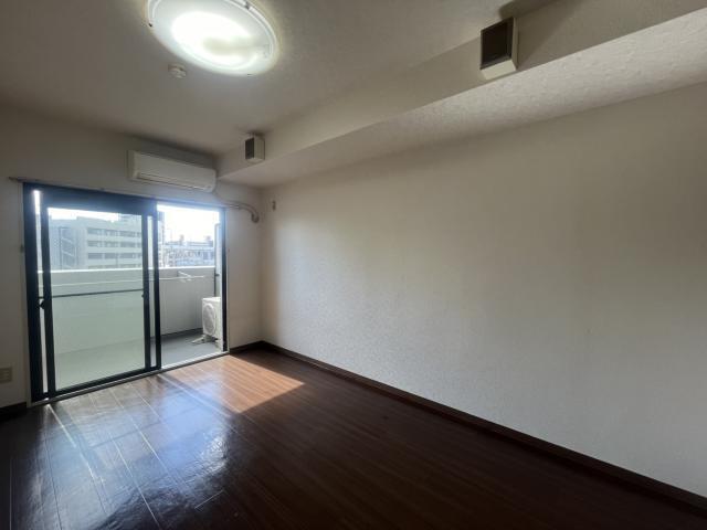 拡大写真:朝日プラザ横川駅前 6階604の居間