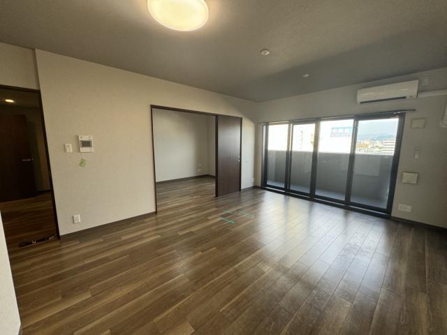 拡大写真:広島市西区南観音3丁目 9階902の居間