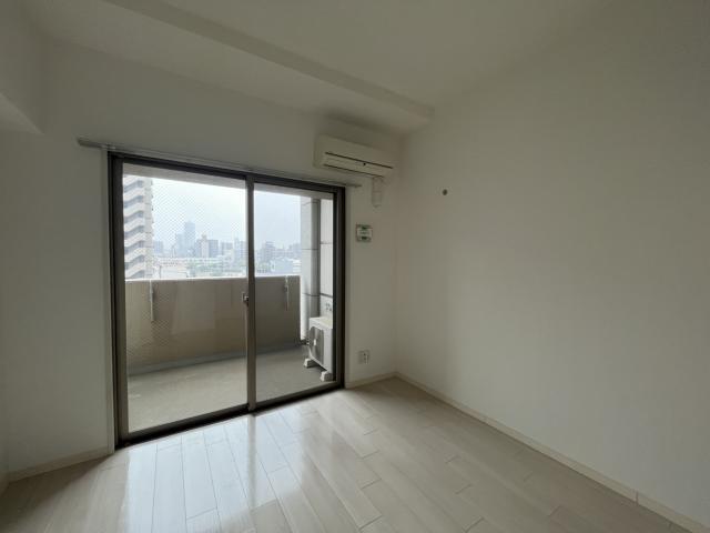拡大写真:ステイサム舟入中町 6階602の居間
