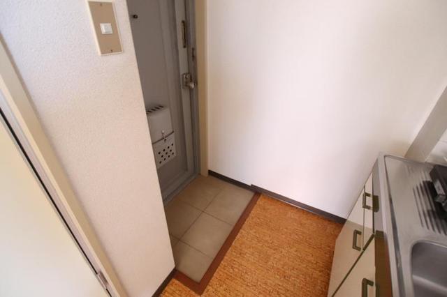 拡大写真:広島市中区十日市町2丁目 4階401の玄関