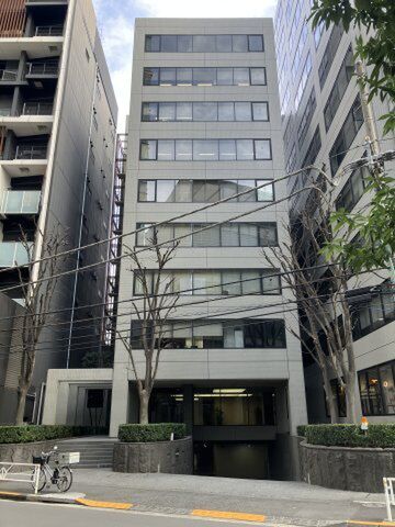 写真：祐真ビル本館の外観