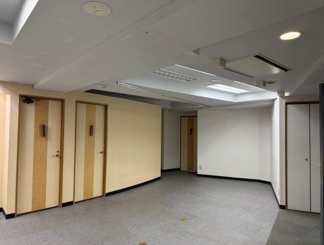 拡大写真:MSBビル 2階202のコンパクトで使いやすい洋室です