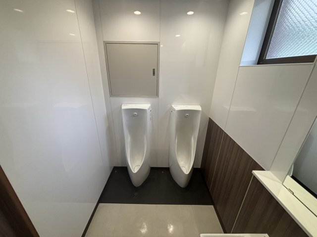 拡大写真:TYG第2泉町ビル 4Aのシンプルで使いやすいトイレです