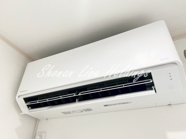 拡大写真：ハーミットクラブハウス衣笠Ⅱ　A号棟 1階102のエアコン完備♪