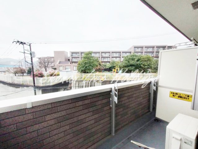 拡大写真:オールヴァリ 3階301の南西向き日当たり良好