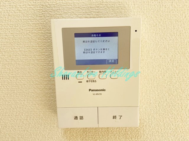 拡大写真:ジュネス久里浜 1階102の来客の確認ができるモニタ付きインターフォン