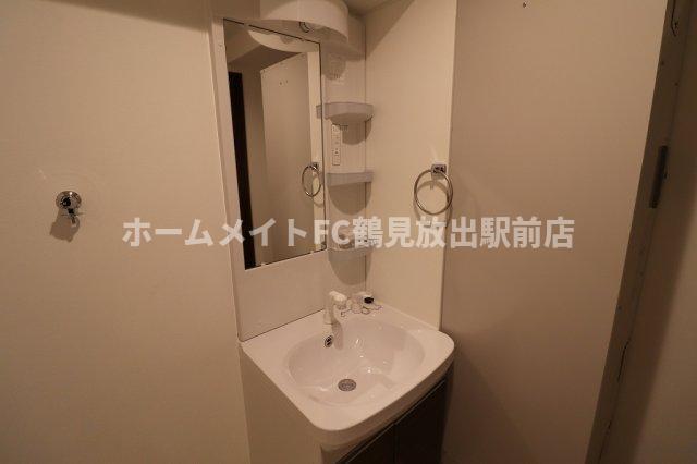 拡大写真:東大阪市高井田本通7丁目 5階504の独立洗面台