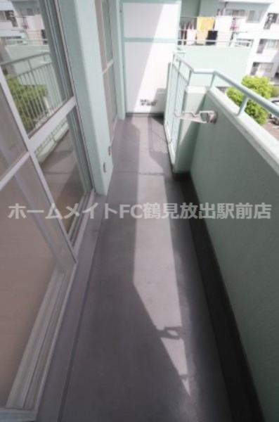 拡大写真:大阪市鶴見区今津南1丁目 4階409のバルコニー