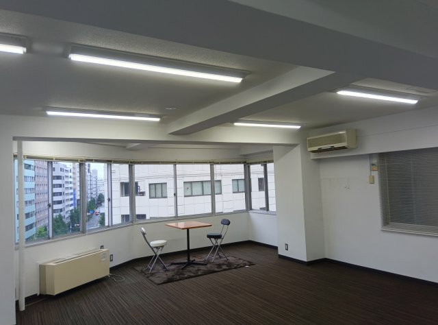 拡大写真:AUBE新川ビル 8Fの内装