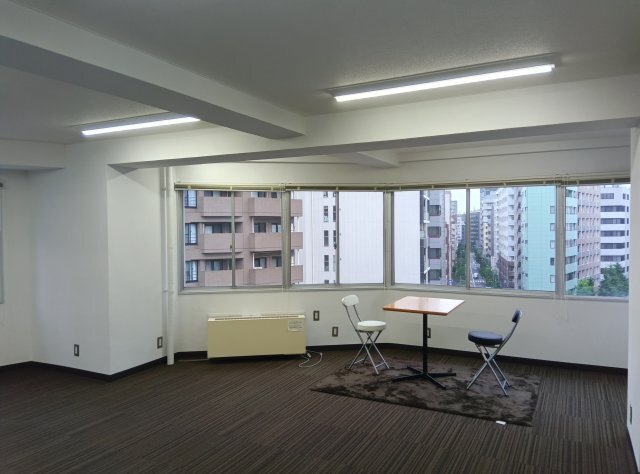 拡大写真:AUBE新川ビル 8Fの内装