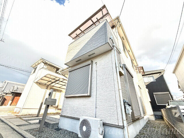 拡大写真:堺市北区金岡町 1の敷地内・建物