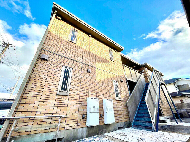 拡大写真:堺市西区上野芝町5丁 1階103の敷地内・建物