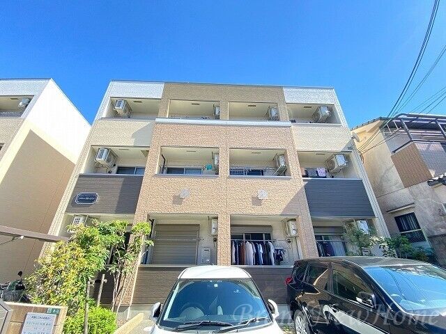 拡大写真:堺市堺区香ヶ丘町1丁 3階301の建物外観