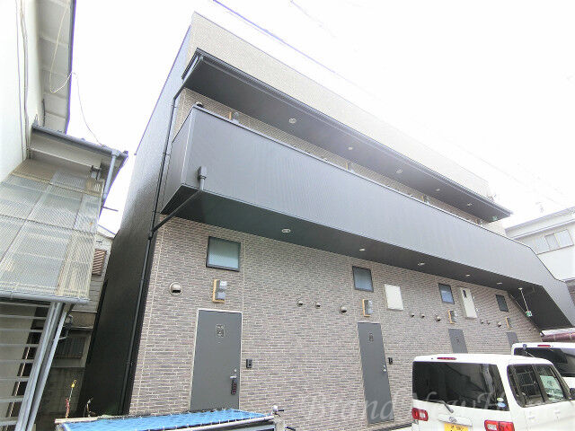拡大写真:堺市堺区香ヶ丘町1丁 2階205の敷地内・建物