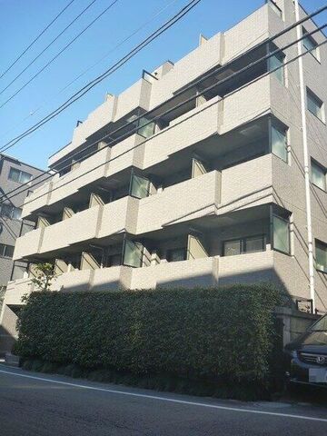 写真：ルーブル高田馬場の外観