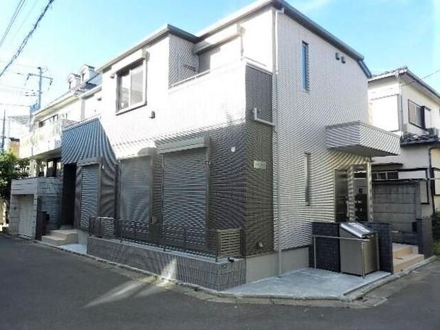 ソルディアス クローバーの外観