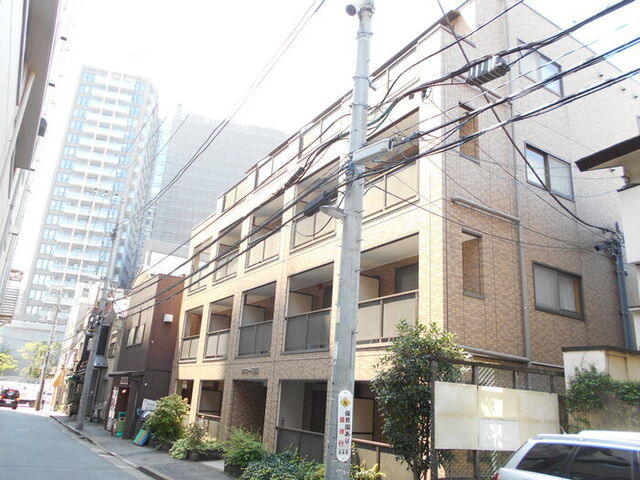 コアロード春日の外観