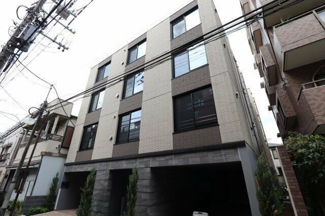 写真：ＧＥＮＯＶＩＡ池袋の外観