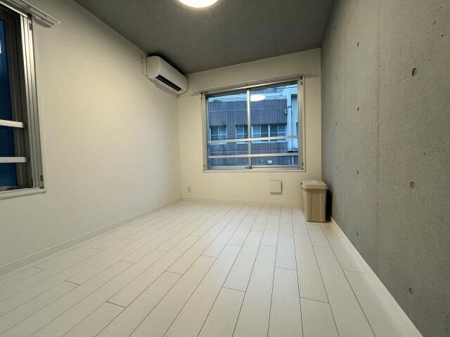 拡大写真:ルーデンス本蓮沼Ⅱ 4階401の居間