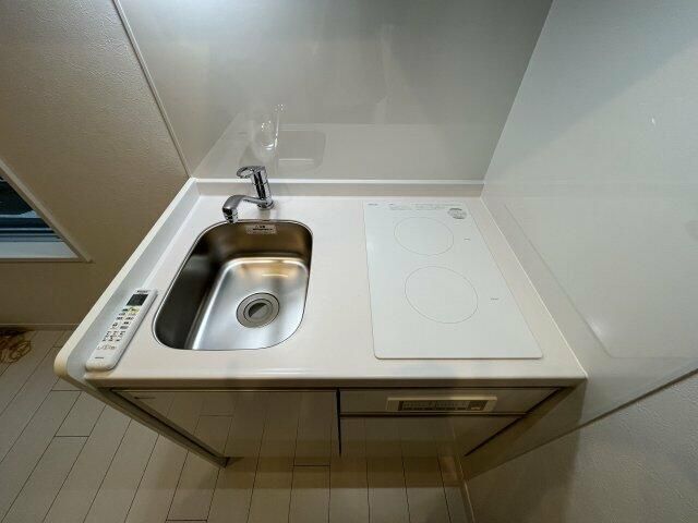 拡大写真:ルーデンス本蓮沼Ⅱ 4階401のキッチン
