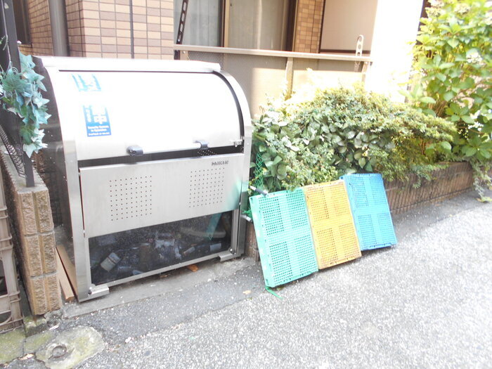 拡大写真:コアロード春日 3階301のその他共有部分
